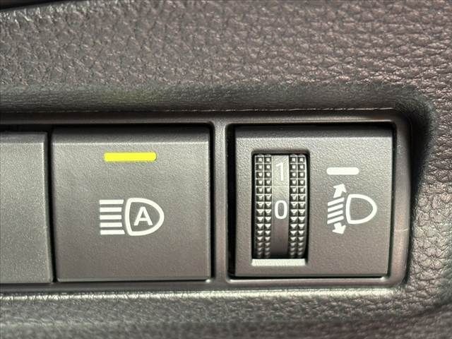 TOYOTA COROLLA CROSS HYBRID 2025 Image 31