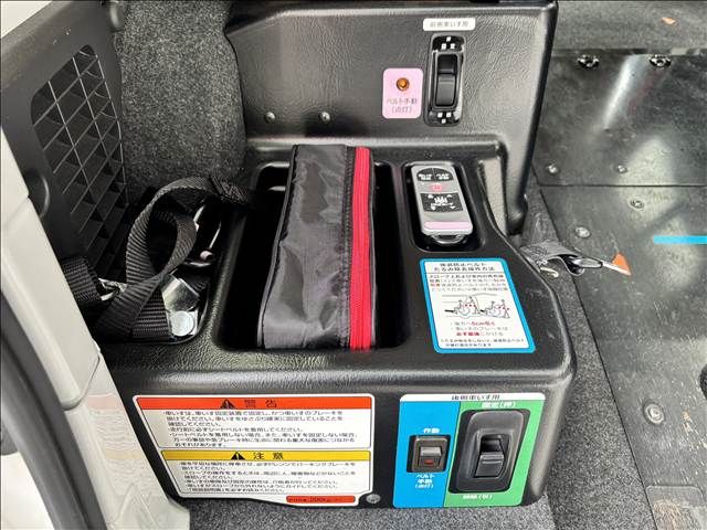 NISSAN NV200 VANETTE VAN 2020 Image 31