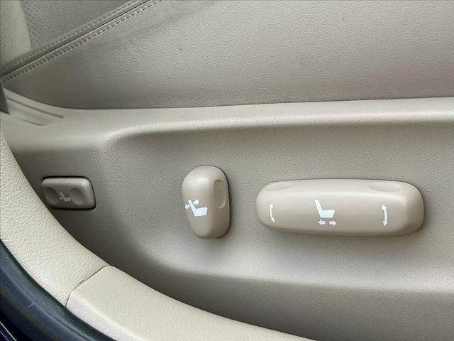 TOYOTA CROWN SEDAN 2010 Image 31