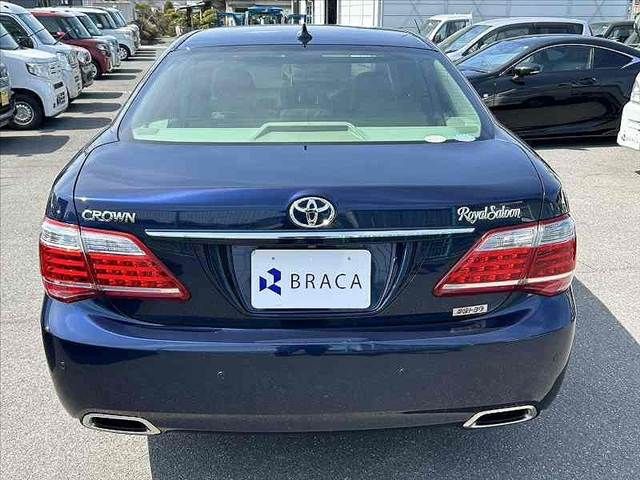 TOYOTA CROWN SEDAN 2010 Image 31