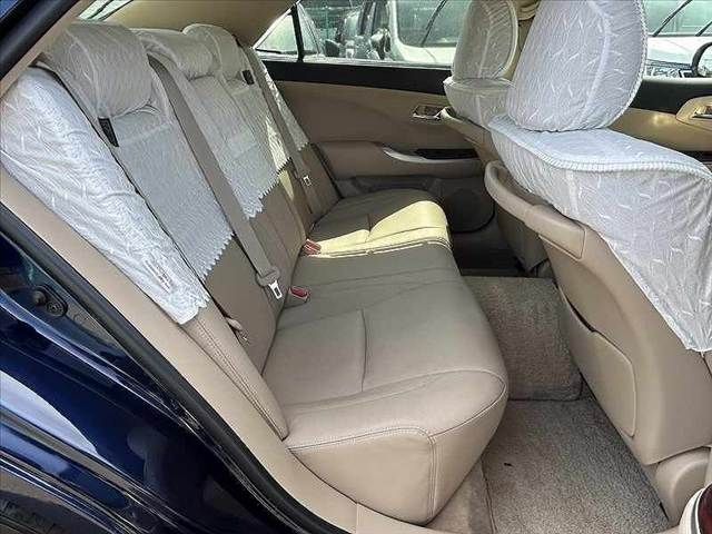 TOYOTA CROWN SEDAN 2010 Image 31