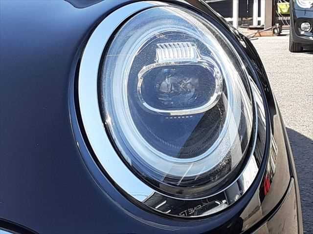 BMW MINI ONE 5DOOR 2019 Image 31