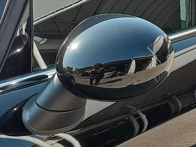 BMW MINI ONE 5DOOR 2019 Image 31