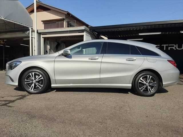 MERCEDES BENZ CLA SH 2017 Image 31