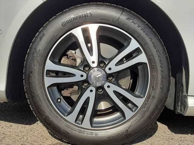 MERCEDES BENZ CLA SH 2017 Image 31