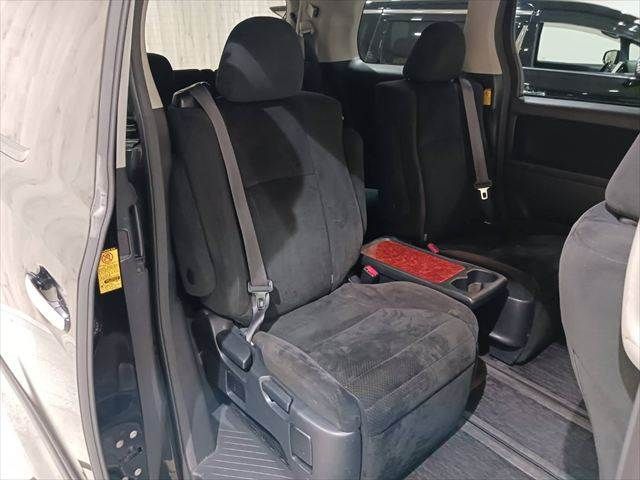 TOYOTA VELLFIRE 2010 Image 31