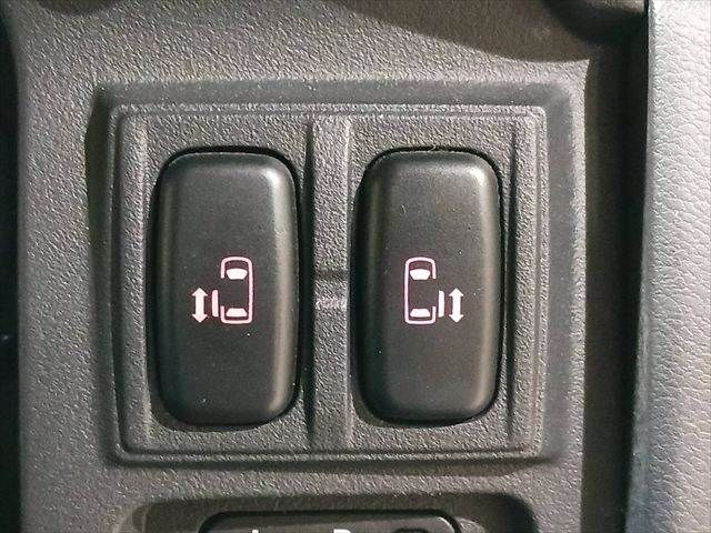 MITSUBISHI DELICA D:5 4WD 2013 Image 31