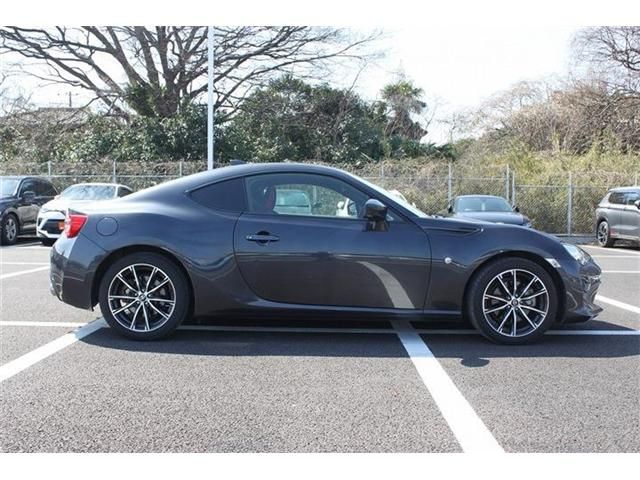 TOYOTA 86 2017 Image 31