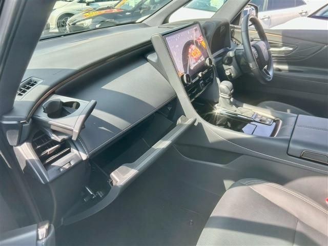 TOYOTA ALPHARD HYBRID 2025 Image 31