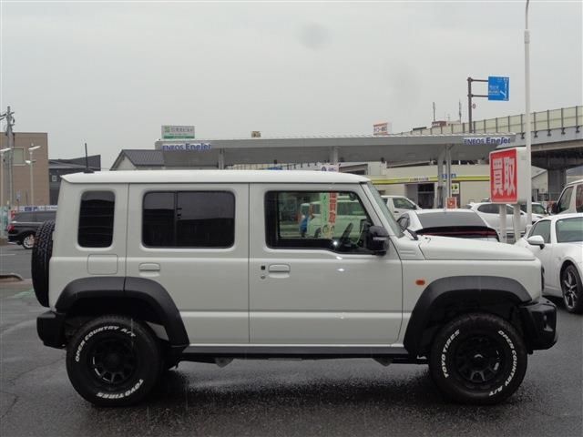 SUZUKI JIMNY NOMADE 2025 Image 31