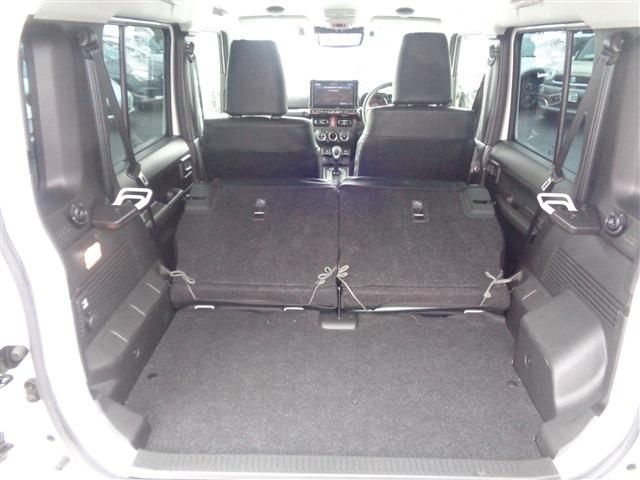 SUZUKI JIMNY NOMADE 2025 Image 31