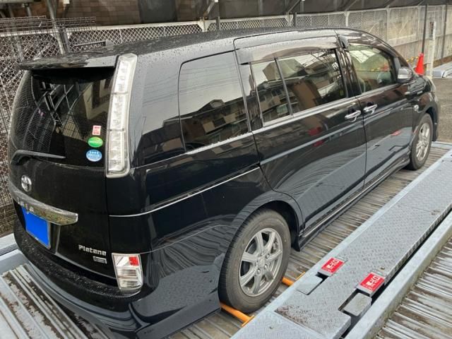 TOYOTA ISIS 2013 Image 31