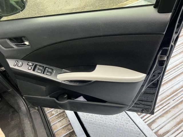 TOYOTA ISIS 2013 Image 31