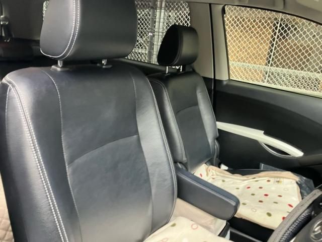 TOYOTA ISIS 2013 Image 31