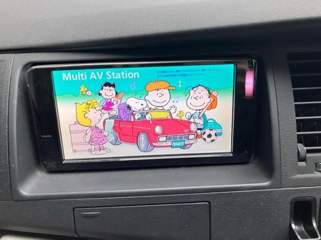 TOYOTA ISIS 2013 Image 31