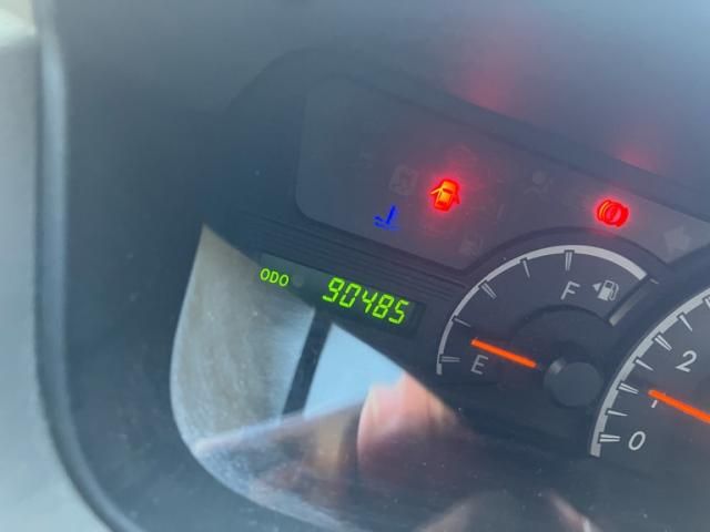 TOYOTA NOAH 2013 Image 31