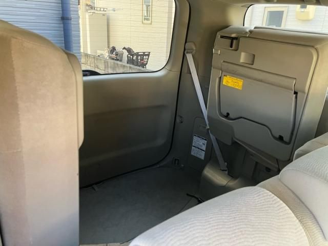 TOYOTA NOAH 2013 Image 31