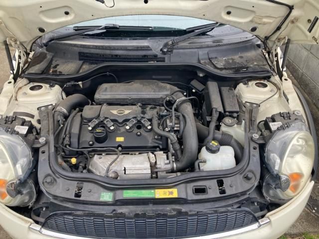 BMW MINI COOPER S CL 2010 Image 31