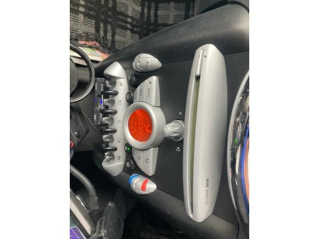 BMW MINI COOPER S CL 2010 Image 31