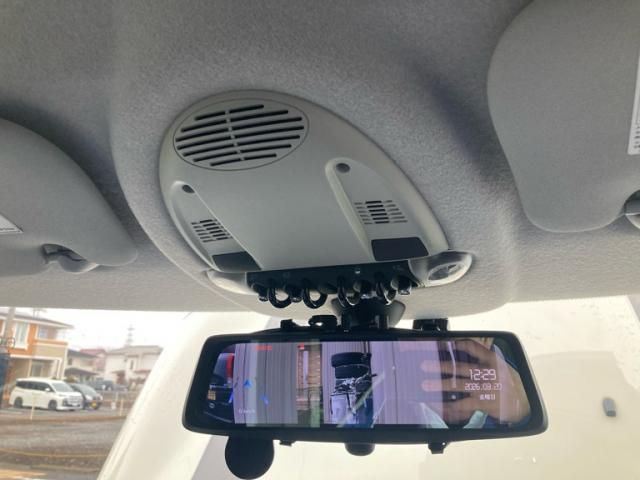 BMW MINI COOPER S CL 2010 Image 31