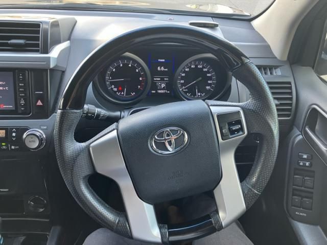 TOYOTA LANDCRUISER PRADO 2014 Image 31