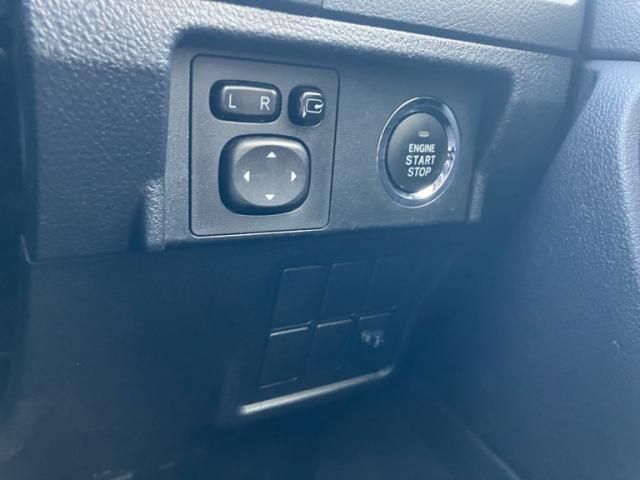 TOYOTA LANDCRUISER PRADO 2014 Image 31