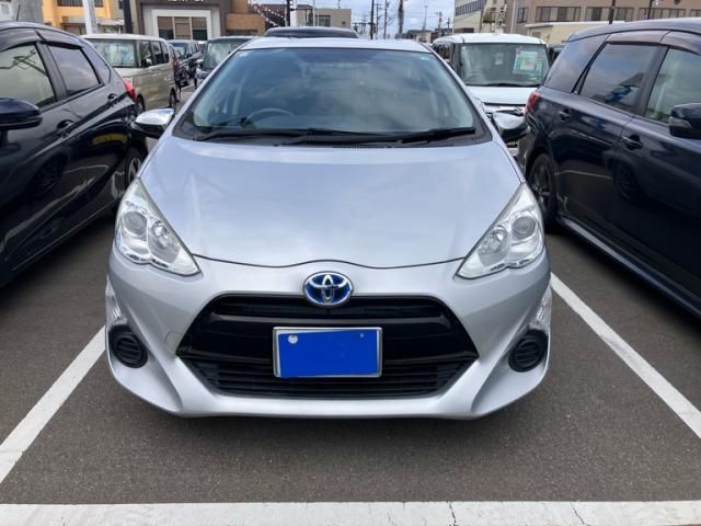 TOYOTA AQUA 2015 Image 31