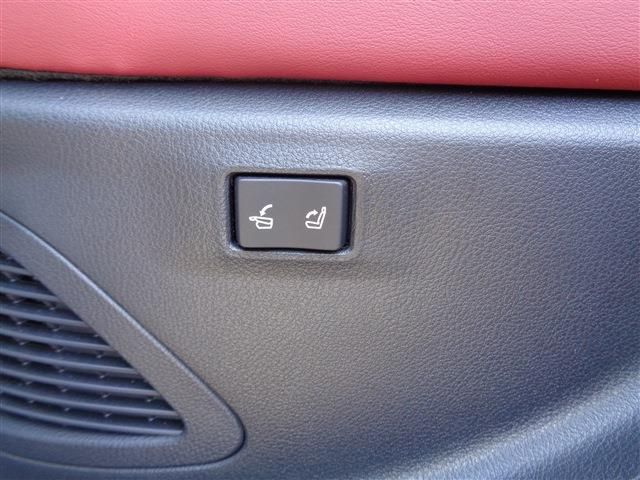 TOYOTA LEXUS RX500H 2023 Image 31