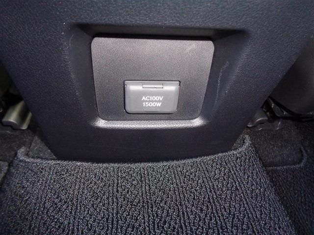 TOYOTA LEXUS RX500H 2023 Image 31