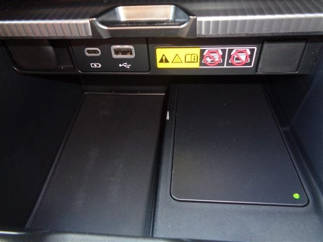 TOYOTA LEXUS RX500H 2023 Image 31