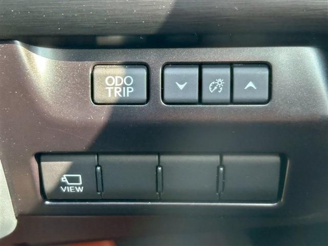 TOYOTA LEXUS UX250H 2023 Image 31