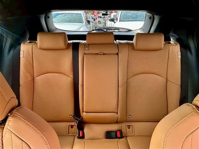 TOYOTA LEXUS UX250H 2023 Image 31