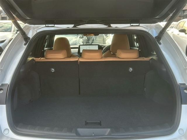 TOYOTA LEXUS UX250H 2023 Image 31