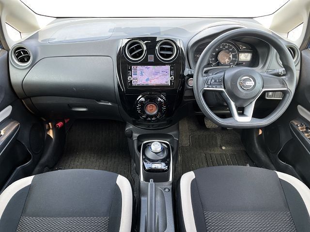 NISSAN NOTE 2017 Image 31