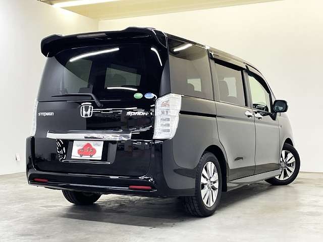 HONDA STEPWAGON SPADA 2013 Image 31