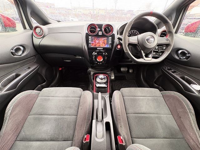 NISSAN NOTE 2017 Image 31