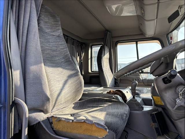 HINO PROFIA 1997 Image 31