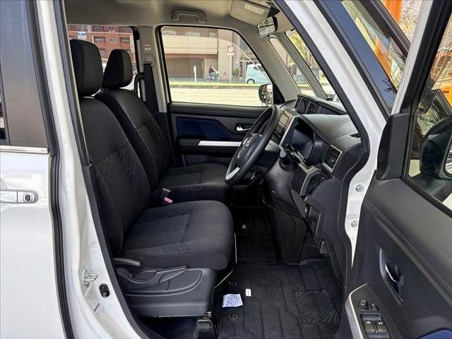 TOYOTA TANK 2017 Image 31