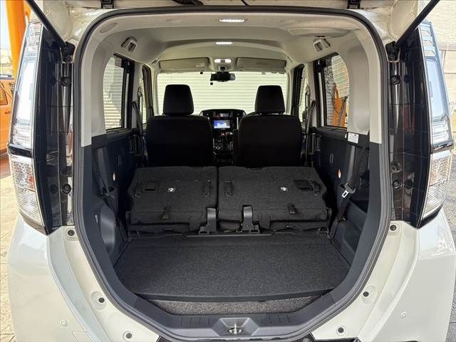 TOYOTA TANK 2017 Image 31