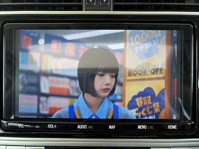 TOYOTA LANDCRUISER PRADO 2019 Image 31