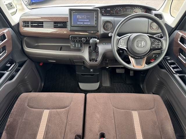 HONDA N BOX 2019 Image 31