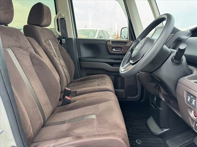 HONDA N BOX 2019 Image 31