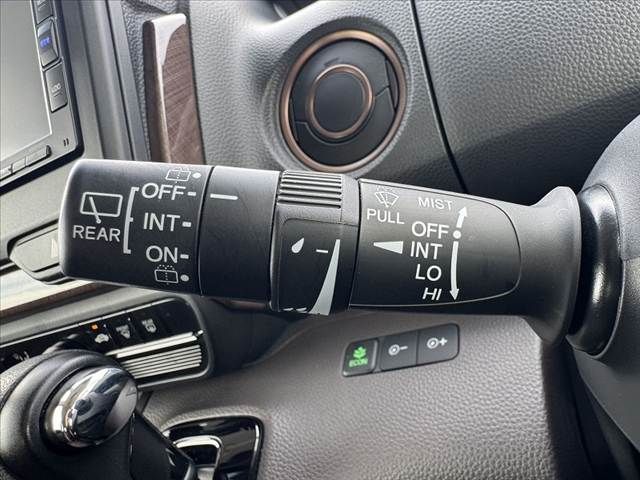 HONDA N BOX 2019 Image 31