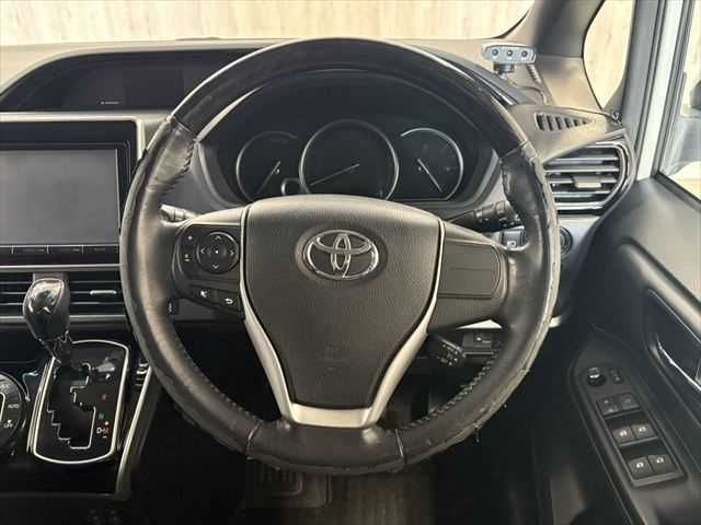 TOYOTA ESQUIRE 2015 Image 31