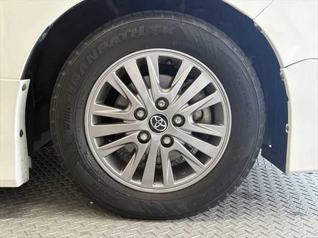 TOYOTA ESQUIRE 2015 Image 31