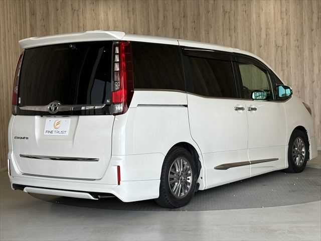 TOYOTA ESQUIRE 2015 Image 31