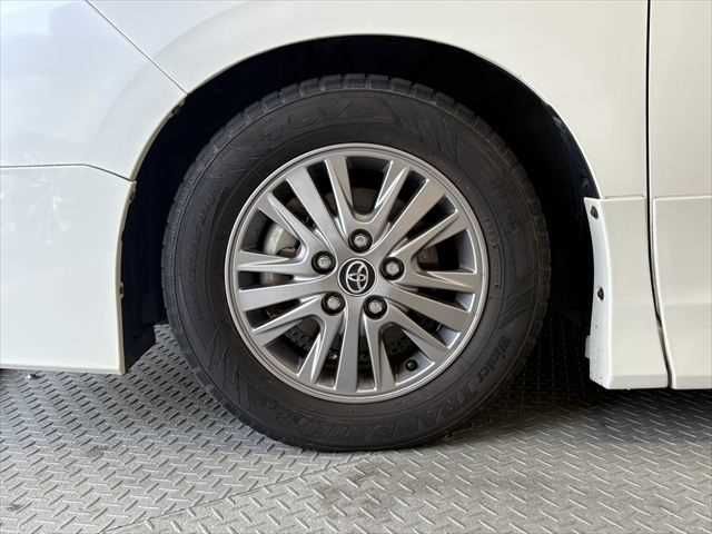 TOYOTA ESQUIRE 2015 Image 31