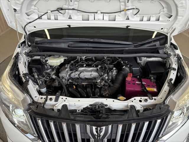 TOYOTA ESQUIRE 2015 Image 31