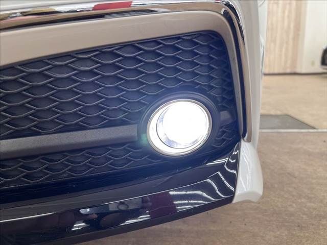 TOYOTA CROWN SEDAN HYBRID 2021 Image 31