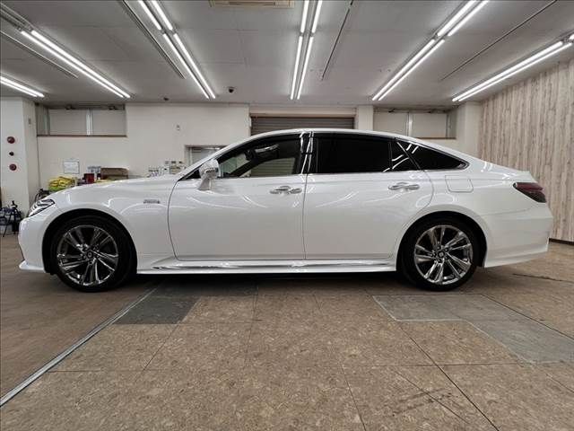 TOYOTA CROWN SEDAN HYBRID 2021 Image 31